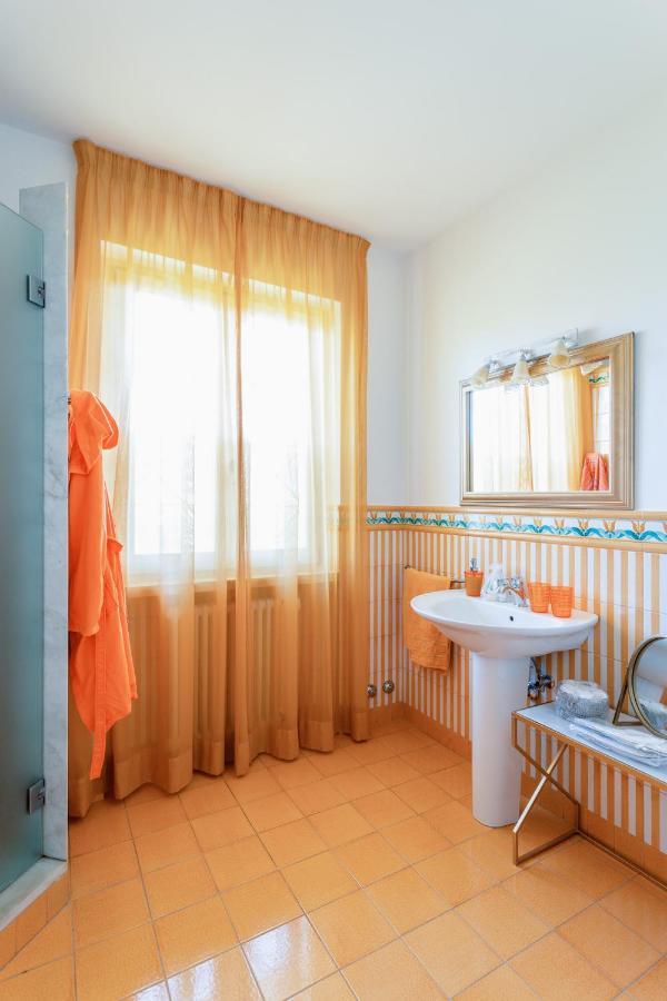 פורטה דיי מארמי Villa Diletta B&B מראה חיצוני תמונה