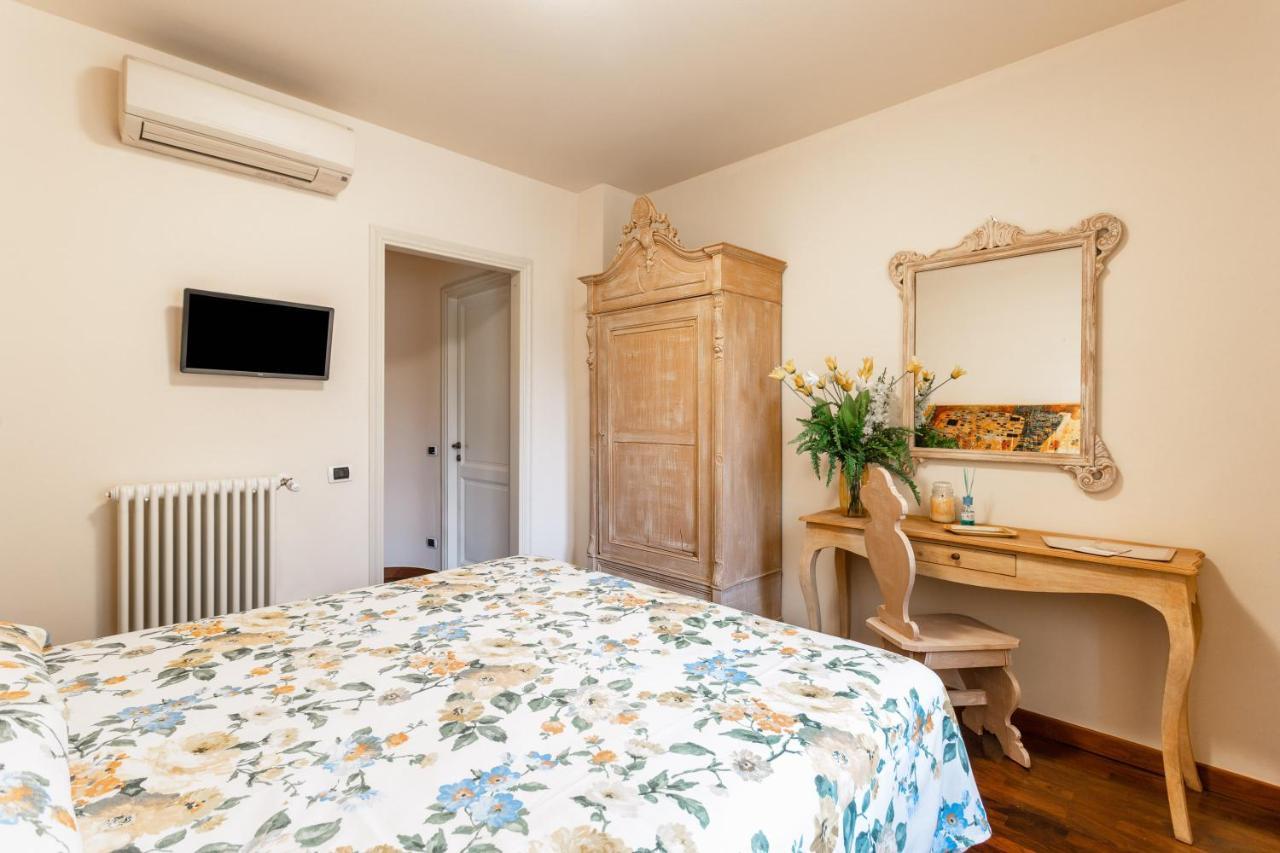 פורטה דיי מארמי Villa Diletta B&B מראה חיצוני תמונה